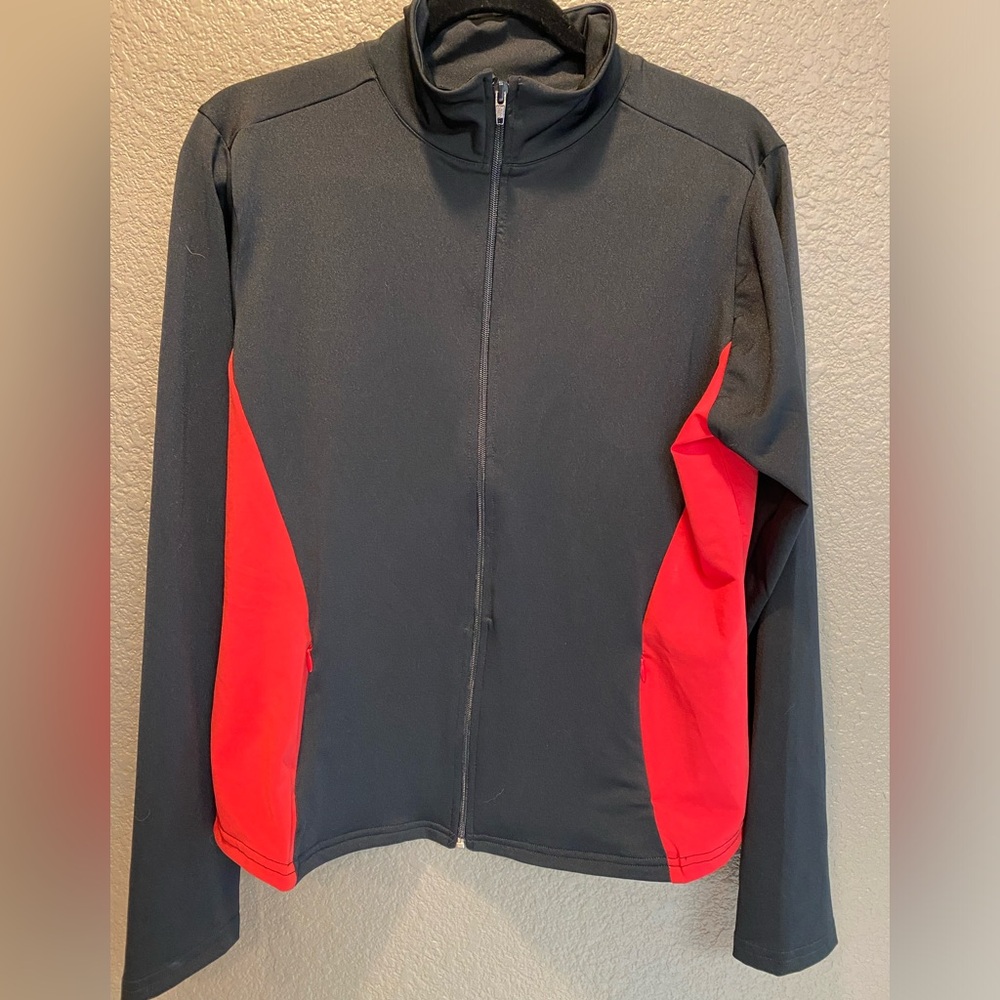Prospirit,  Women’s athletic lightweight jacket. Hidden zippers on pockets.